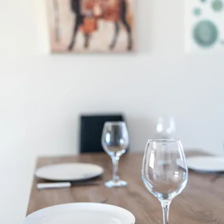 Narcissos 'nissi Beach' D12