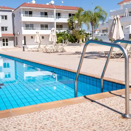 Narcissos 'nissi Beach' D12 *