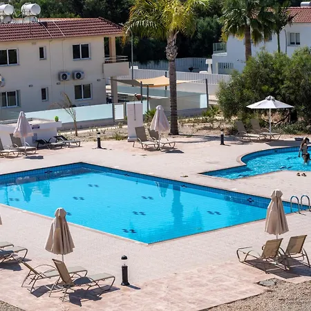 Narcissos 'nissi Beach' D12 * Ajia Napa