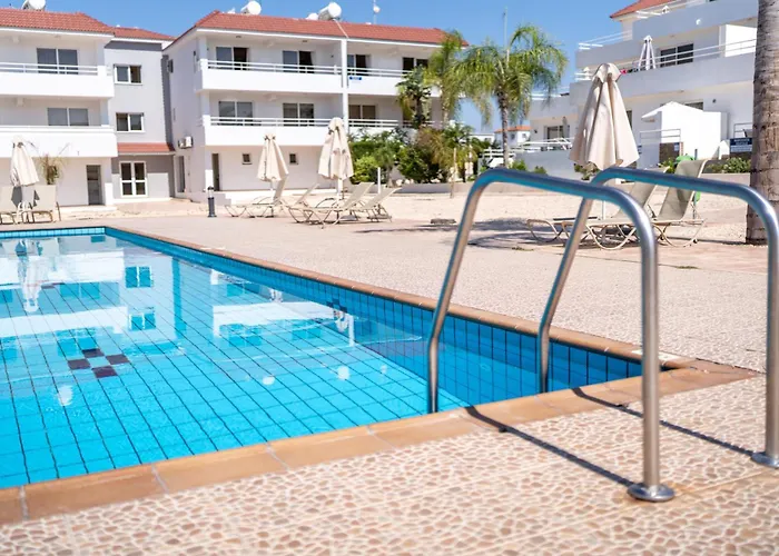 Narcissos 'nissi Beach' D12 *